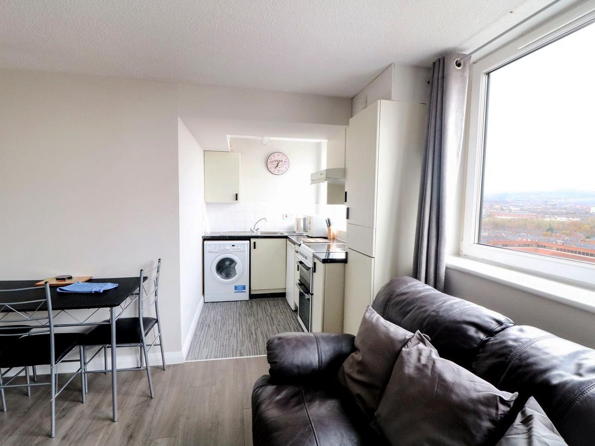 Bc Serviced Apartment Belfast Exteriör bild